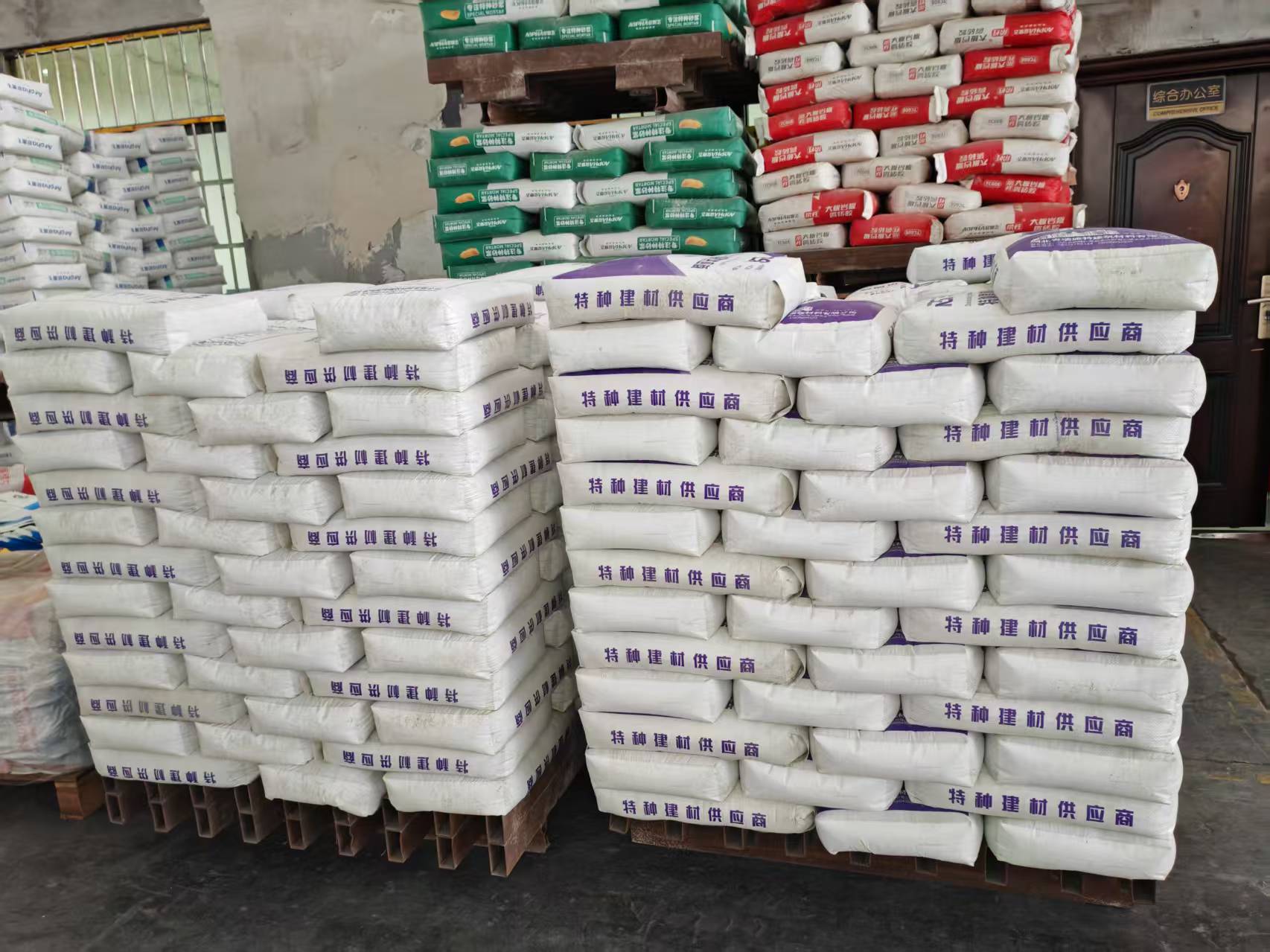 奇台拱顶带模注浆料