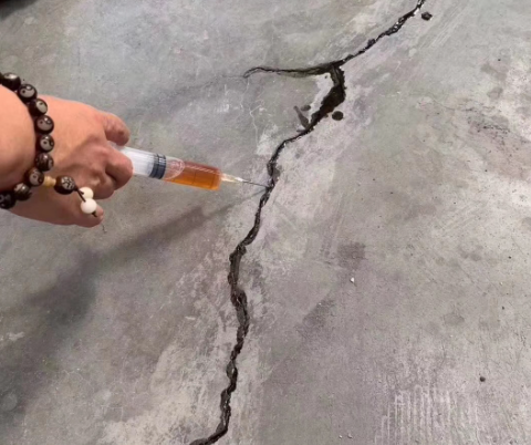 奇台混凝土裂缝修补技术详解​